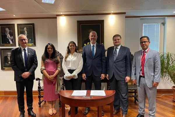 new international cooperation  lac and capes  brazil